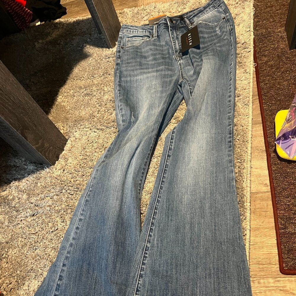 NWT Risen wide‎ leg jeans size 29